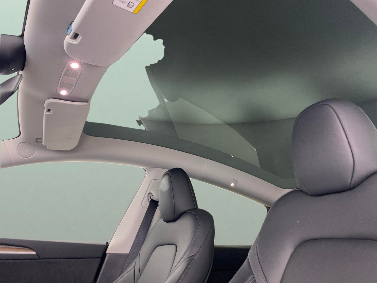 Used Tesla Model Y 2024 for sale - 77988997: Photo 5