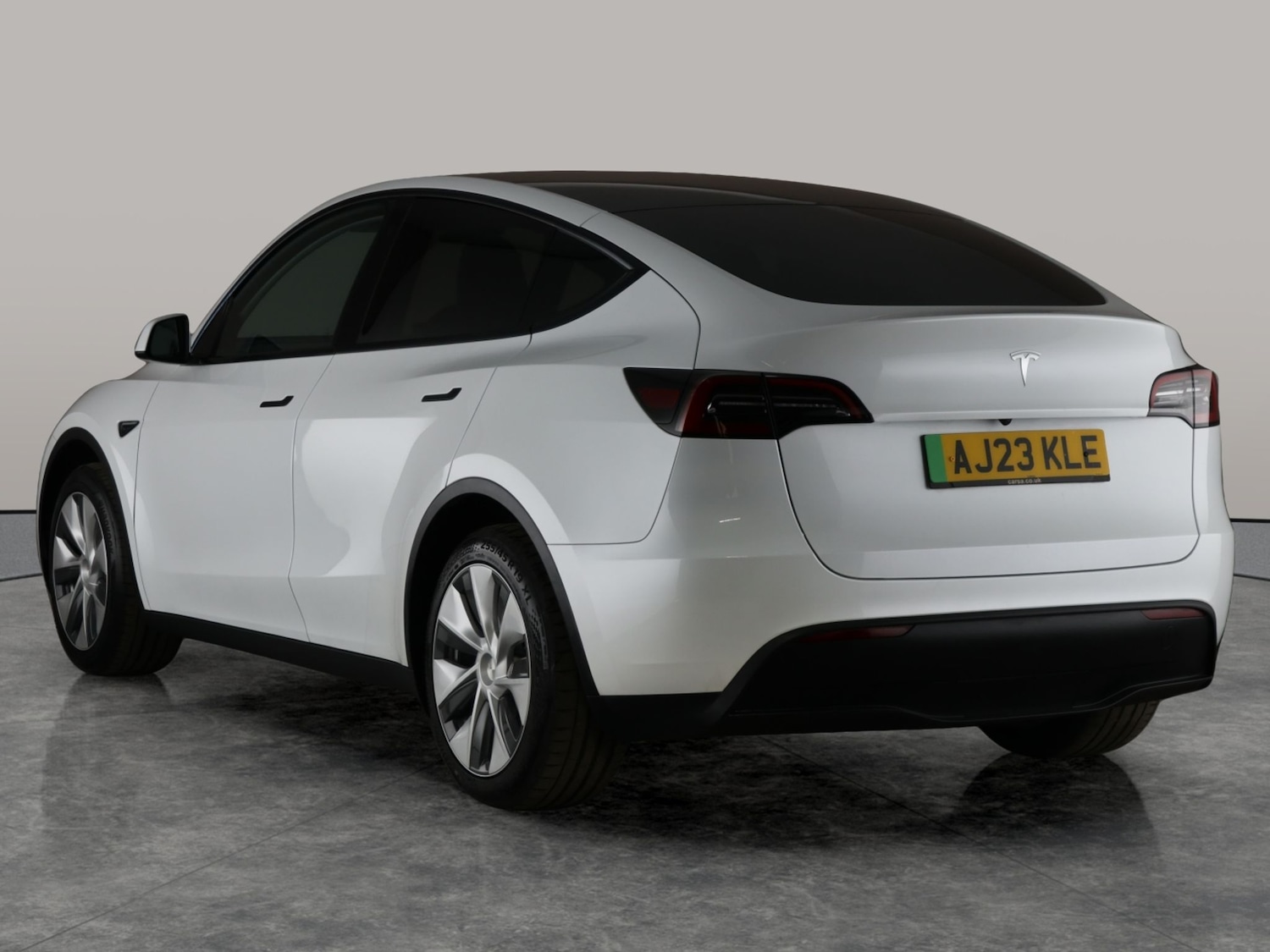 Used Tesla Model Y 2023 for sale - 76330901: Photo 17