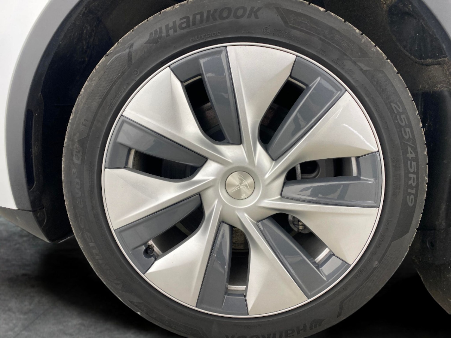 Used Tesla Model Y 2024 for sale - 77984696: Photo 20