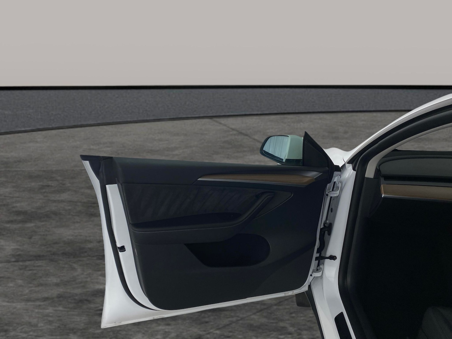 Used Tesla Model Y 2024 for sale - 77984696: Photo 24