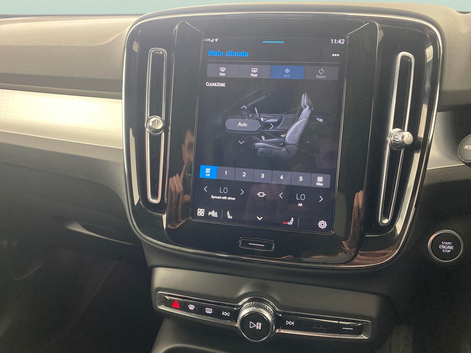 Used Volvo XC40 for sale - 77740378: Photo 16