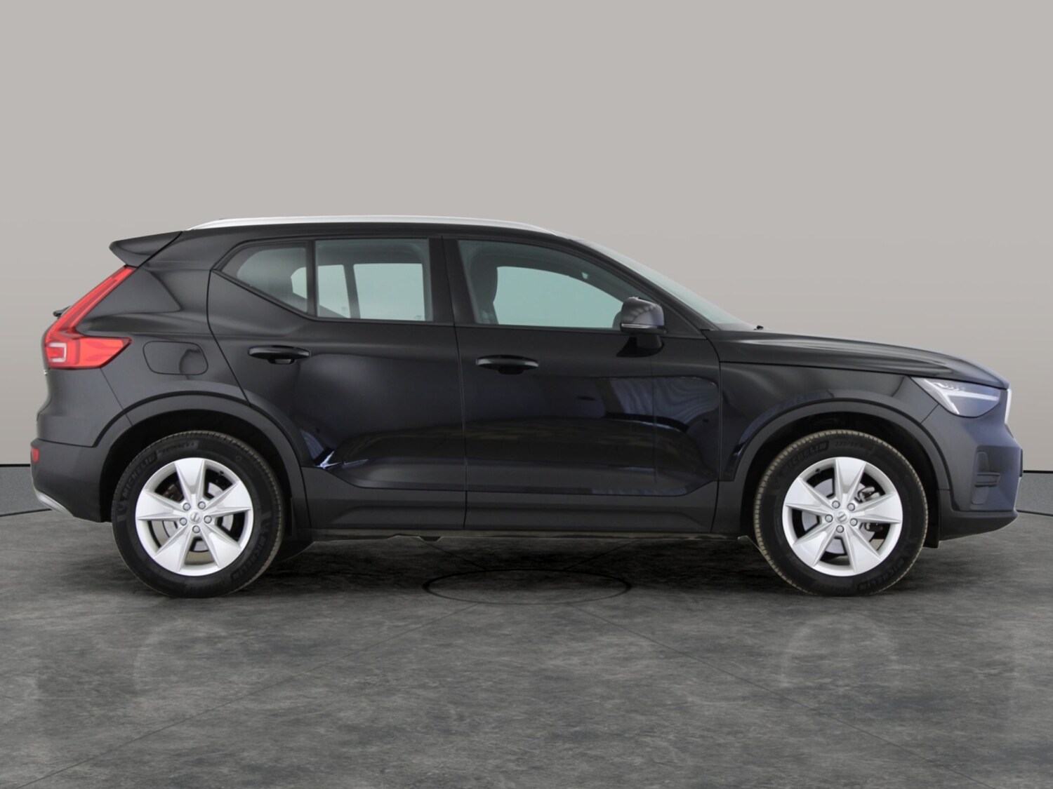 Used Volvo XC40 for sale - 77740378: Photo 9