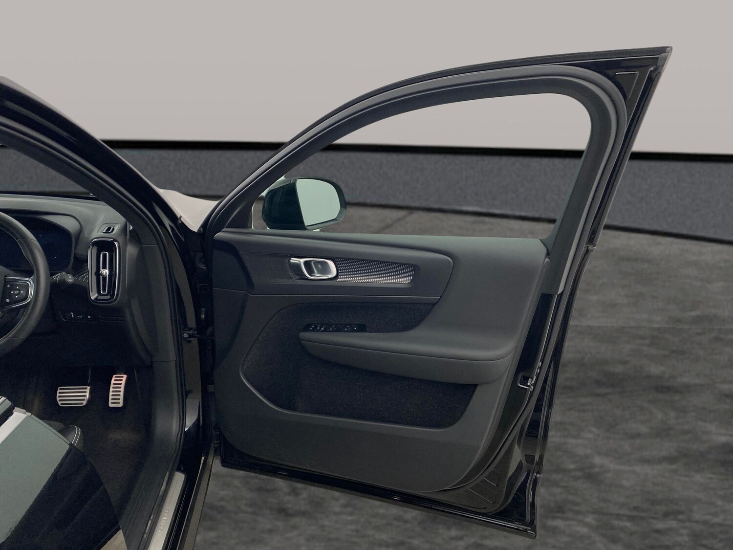 Used Volvo XC40 2021 for sale - 78028370: Photo 26