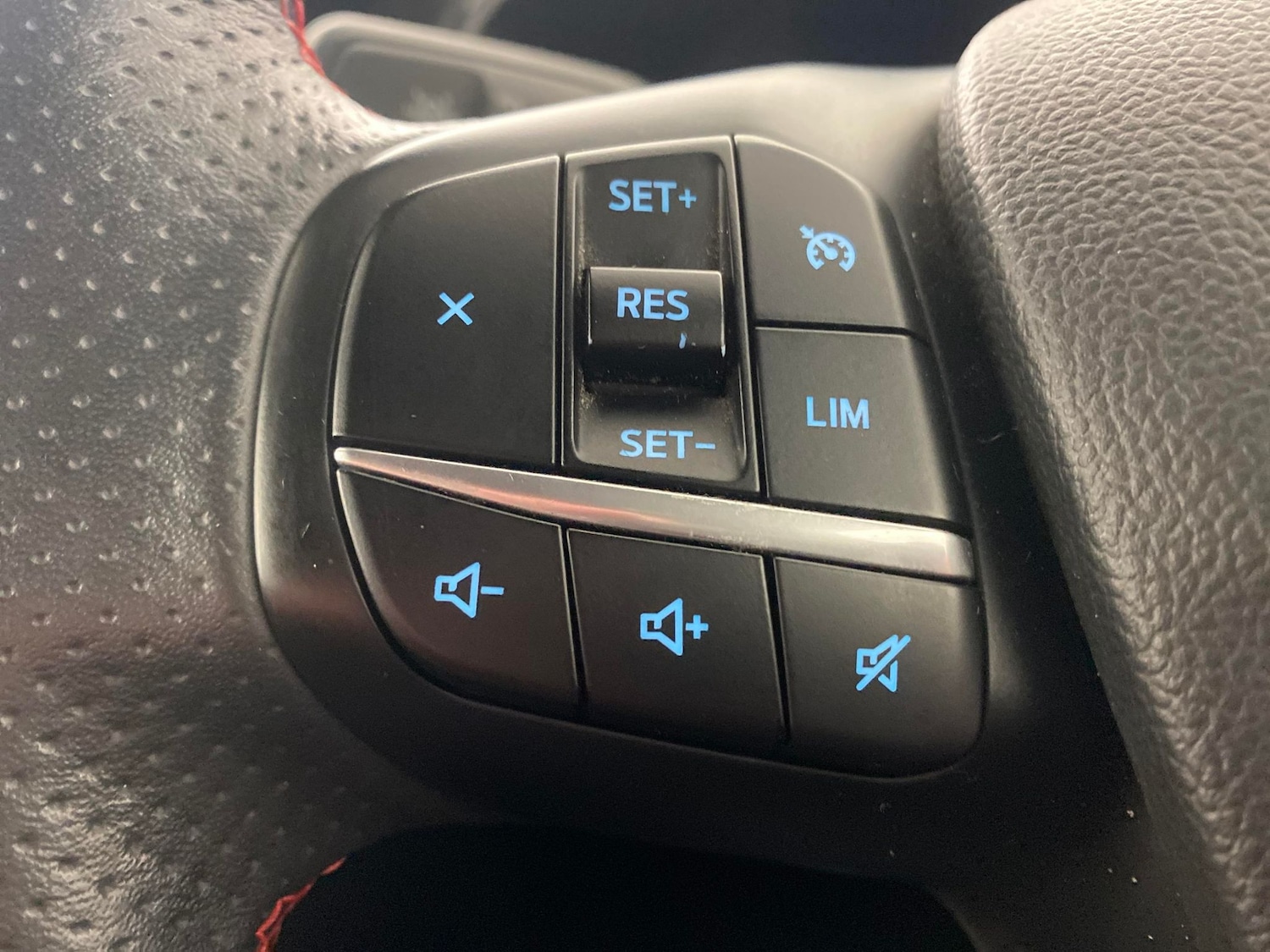 Used Ford Kuga 2020 for sale - 77272059: Photo 19