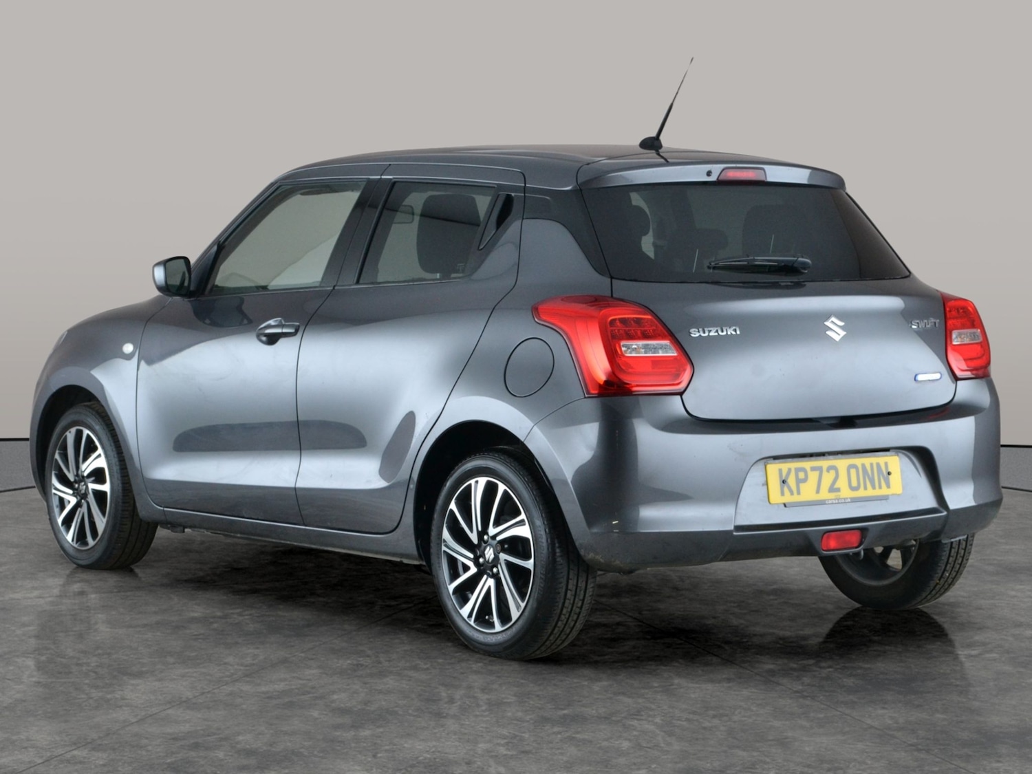 Used Suzuki Swift 2022 for sale - 77946745: Photo 11