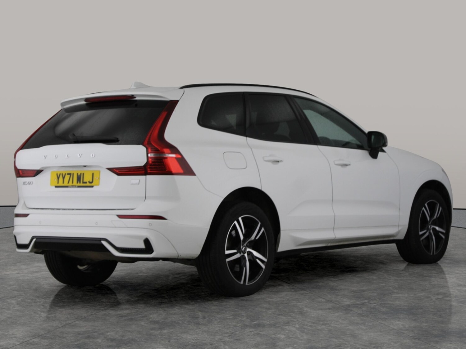 Used Volvo XC60 2021 for sale - 77404332: Photo 10