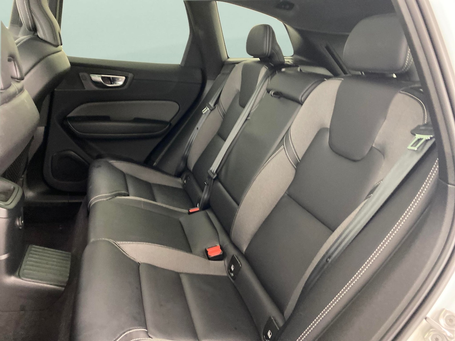 Used Volvo XC60 2021 for sale - 77404332: Photo 24