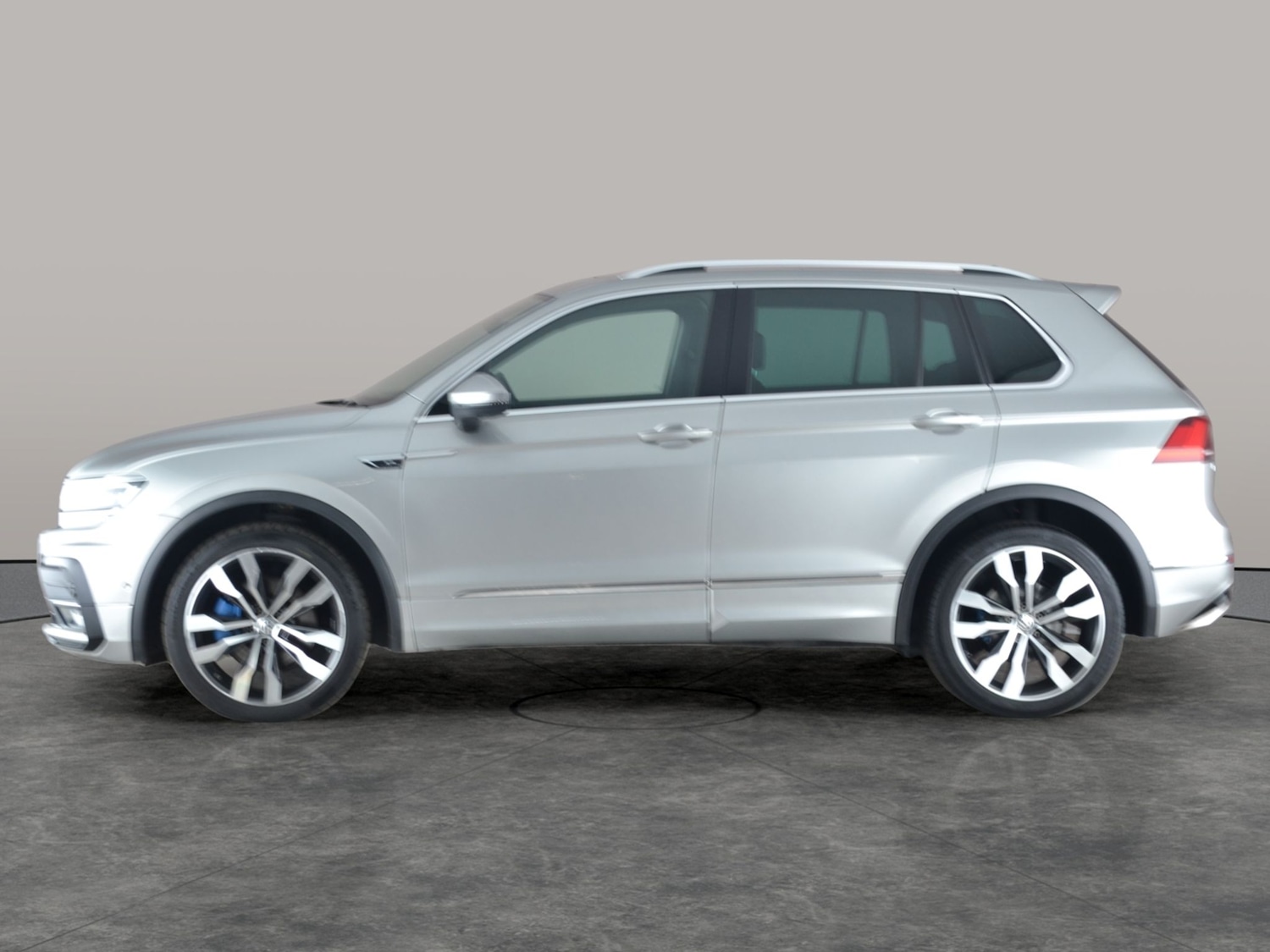 Used Volkswagen Tiguan 2019 for sale - 77210859: Photo 13