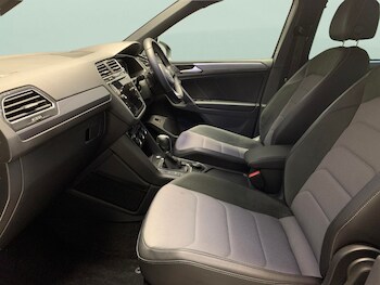 Used Volkswagen Tiguan 2019 for sale - 77210859: Photo