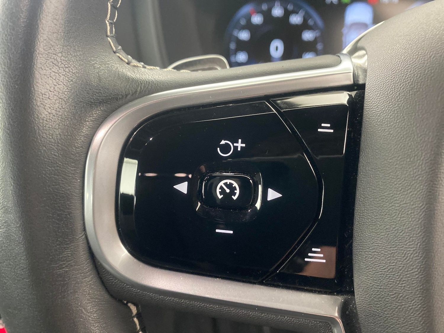 Used Volvo S60 2020 for sale - 76738472: Photo 18