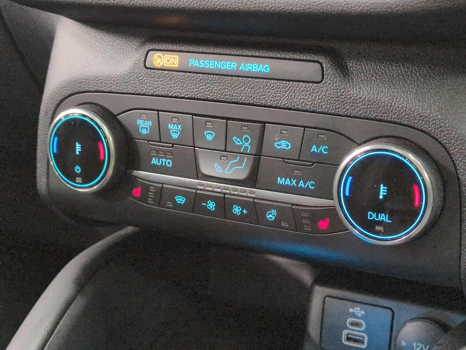 Used Ford Kuga 2024 for sale - 76882210: Photo 19