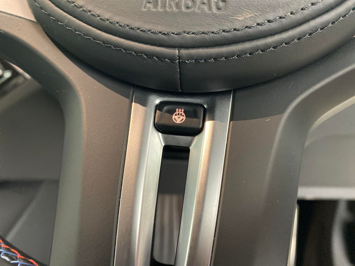 Used BMW i4 2024 for sale - 77447829: Photo 14