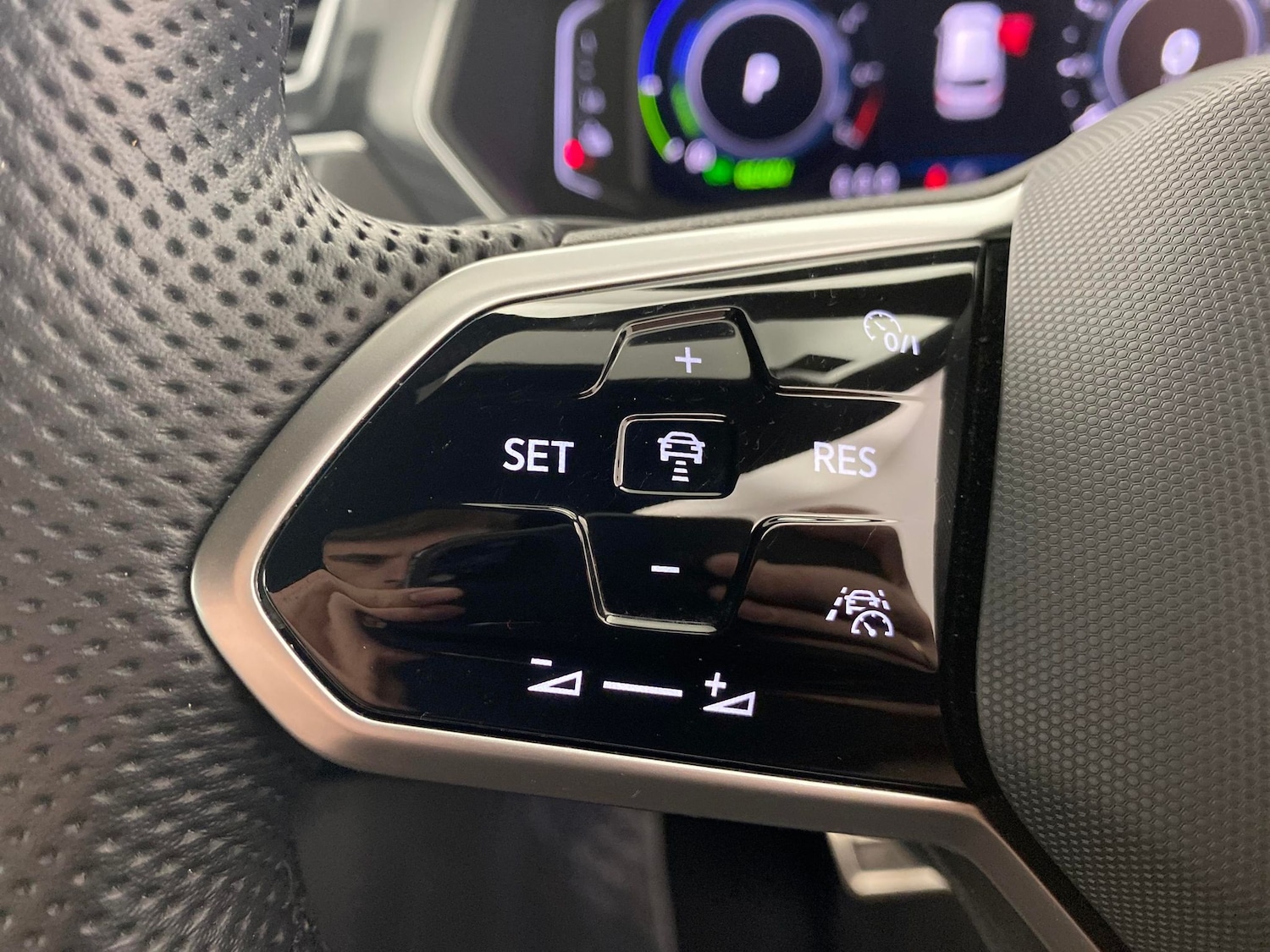 Used Volkswagen Tiguan 2022 for sale - 76464166: Photo 23