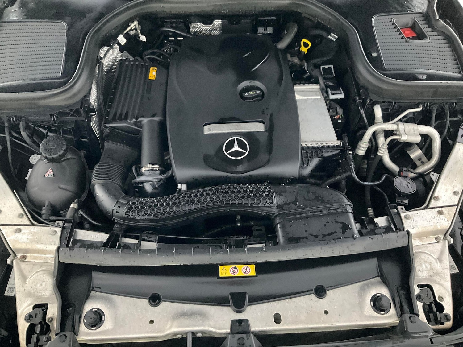 Used Mercedes-Benz GLC 2019 for sale - 76719907: Photo 37