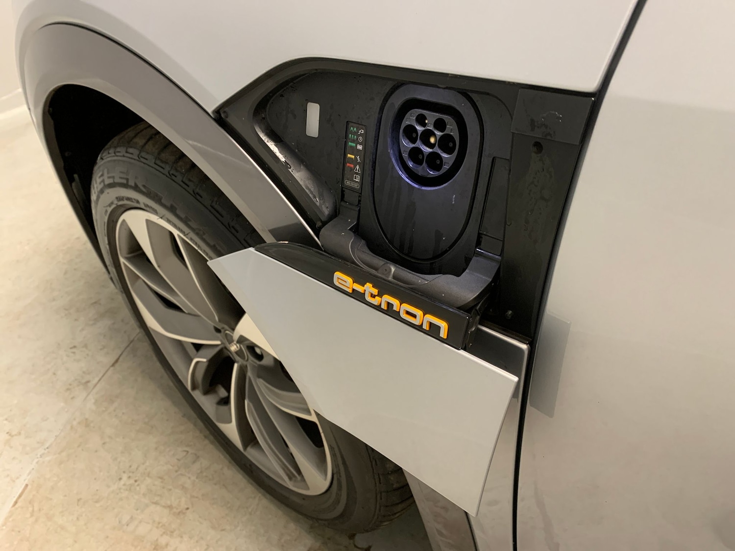 Used Audi e-tron 2020 for sale - 76595376: Photo 31