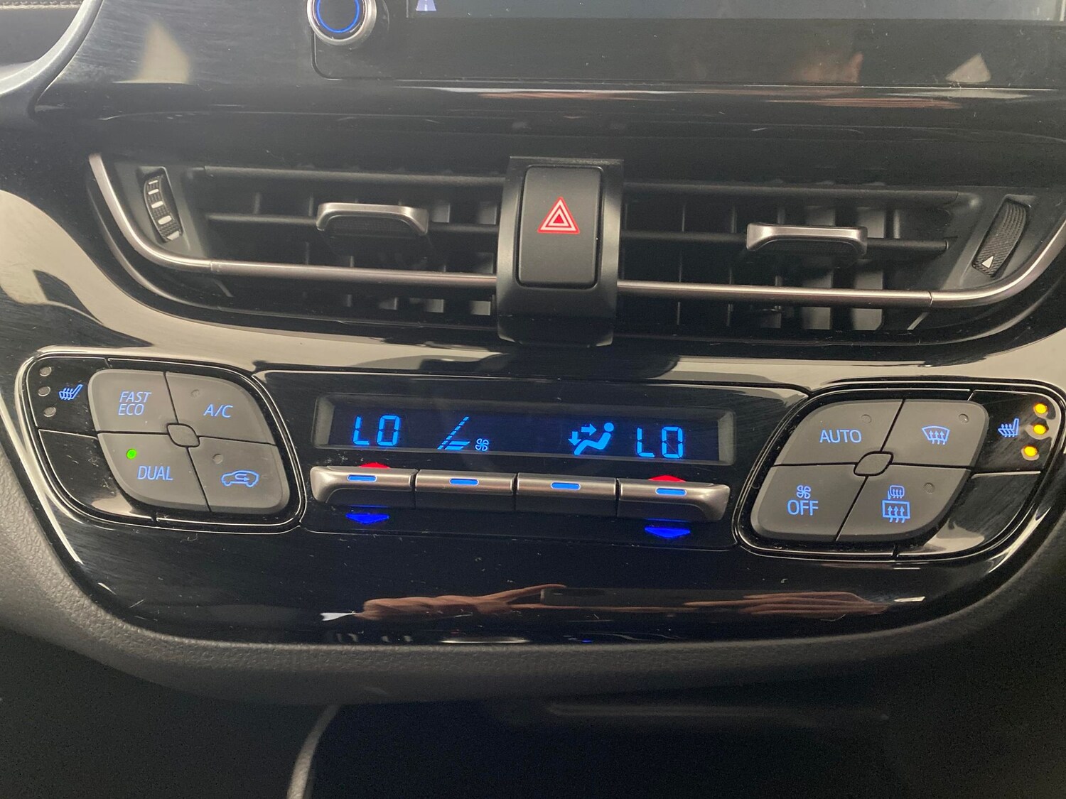 Used Toyota C-HR 2022 for sale - 78079295: Photo 17