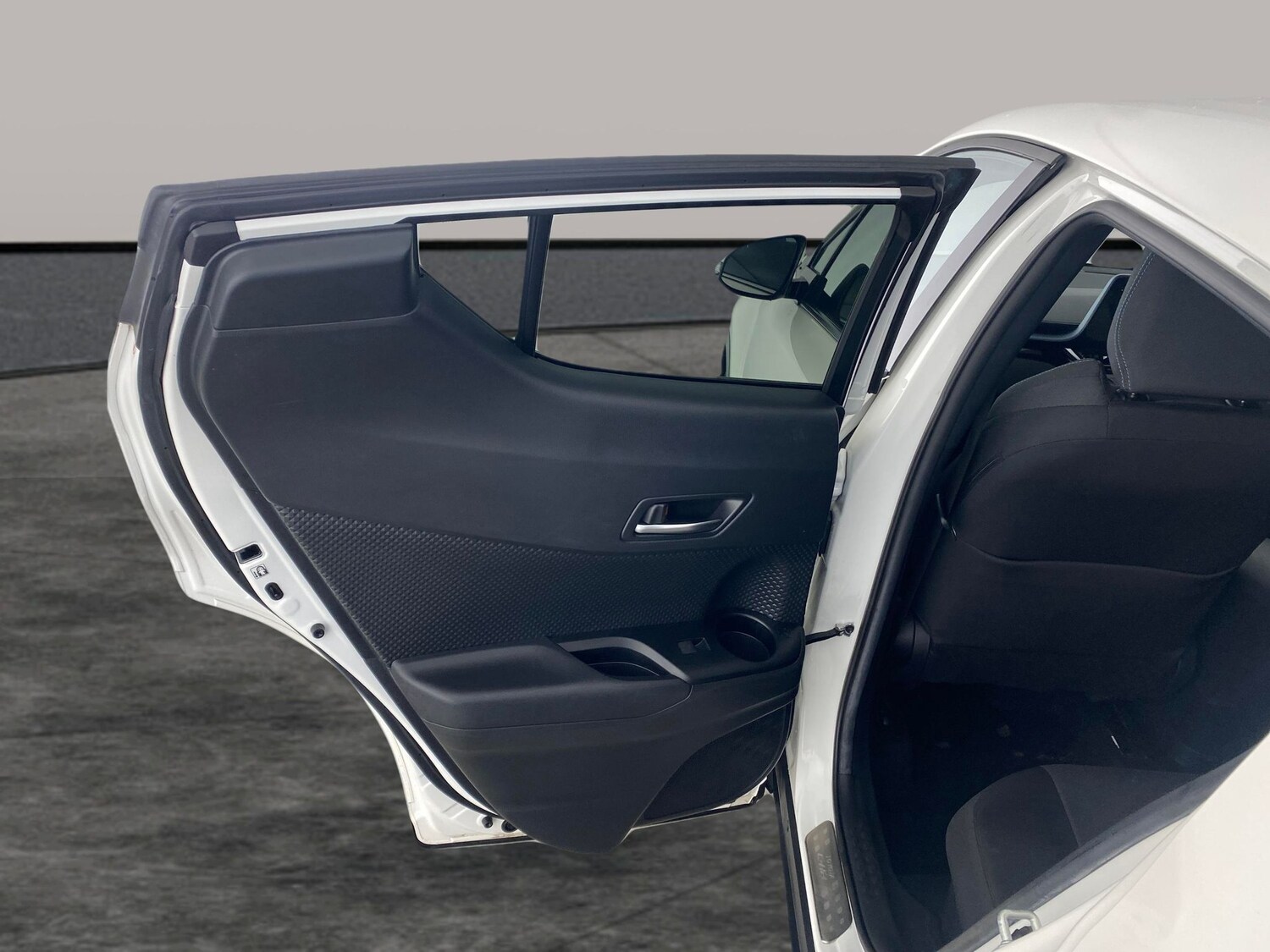 Used Toyota C-HR 2022 for sale - 78079295: Photo 24