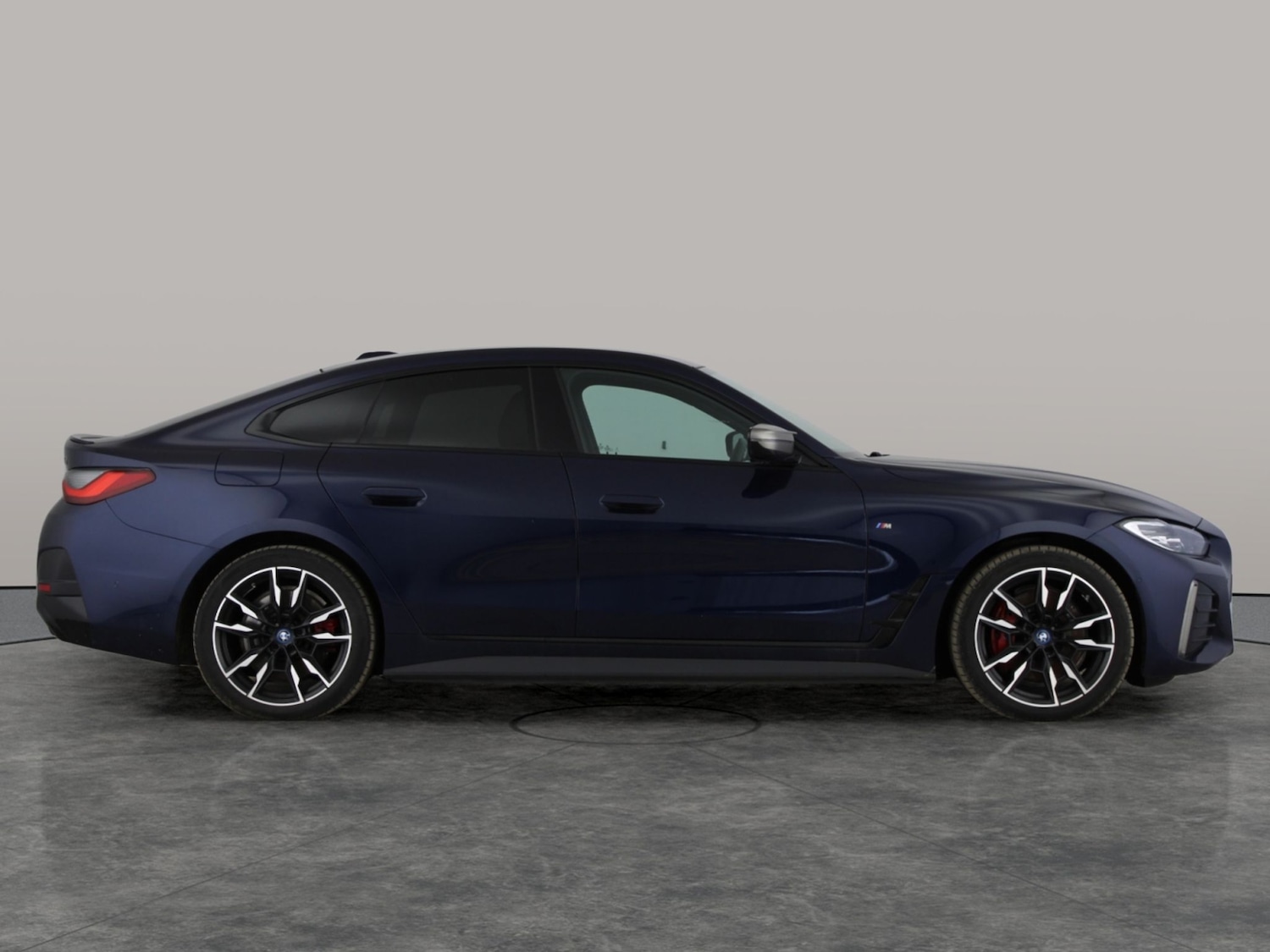 Used BMW i4 2022 for sale - 77648556: Photo 9