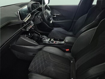 Used Peugeot 2008 2022 for sale - 78564062: Photo