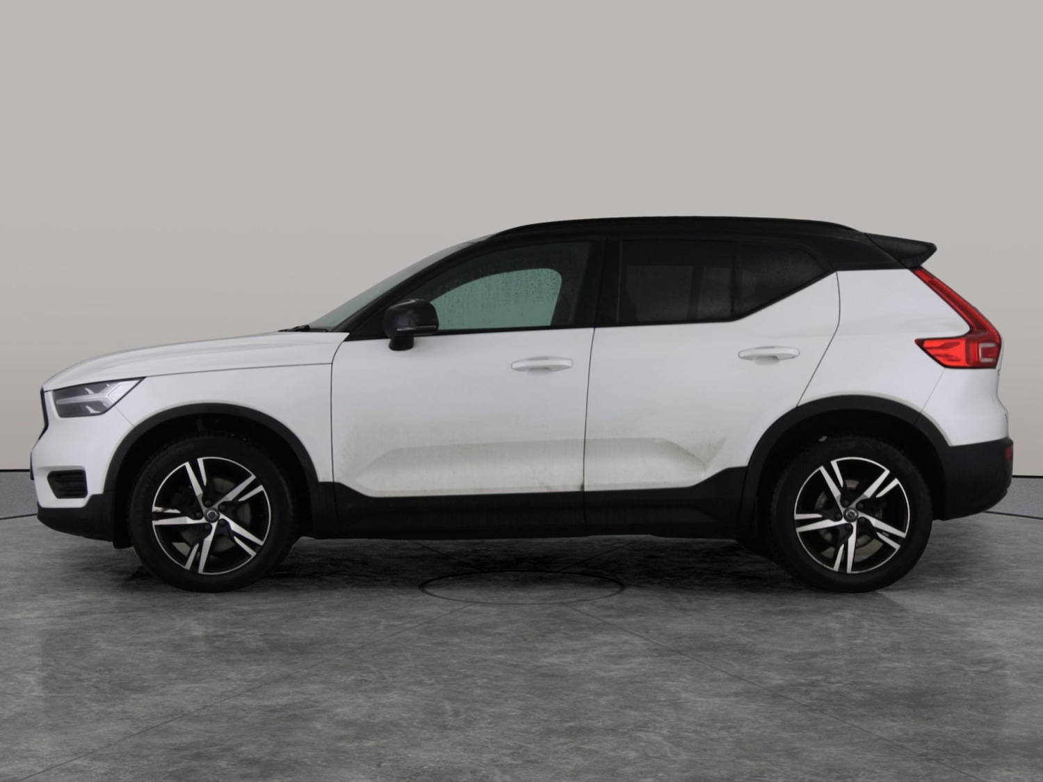 Used Volvo XC40 2021 for sale - 77381335: Photo 13