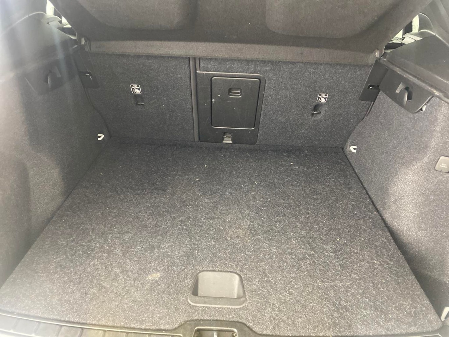 Used Volvo XC40 2021 for sale - 77381335: Photo 7