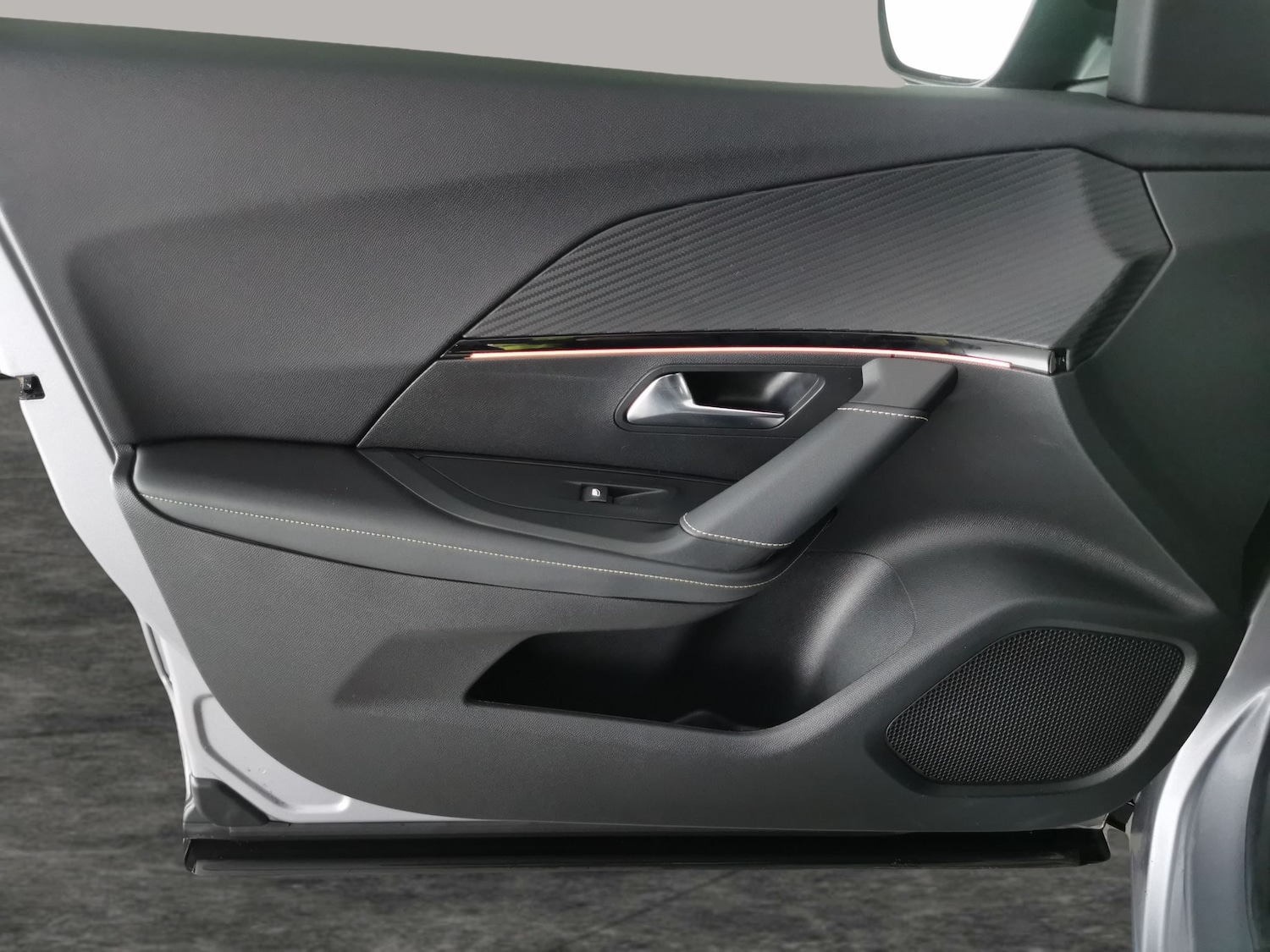 Used Peugeot 2008 2020 for sale - 77054985: Photo 29