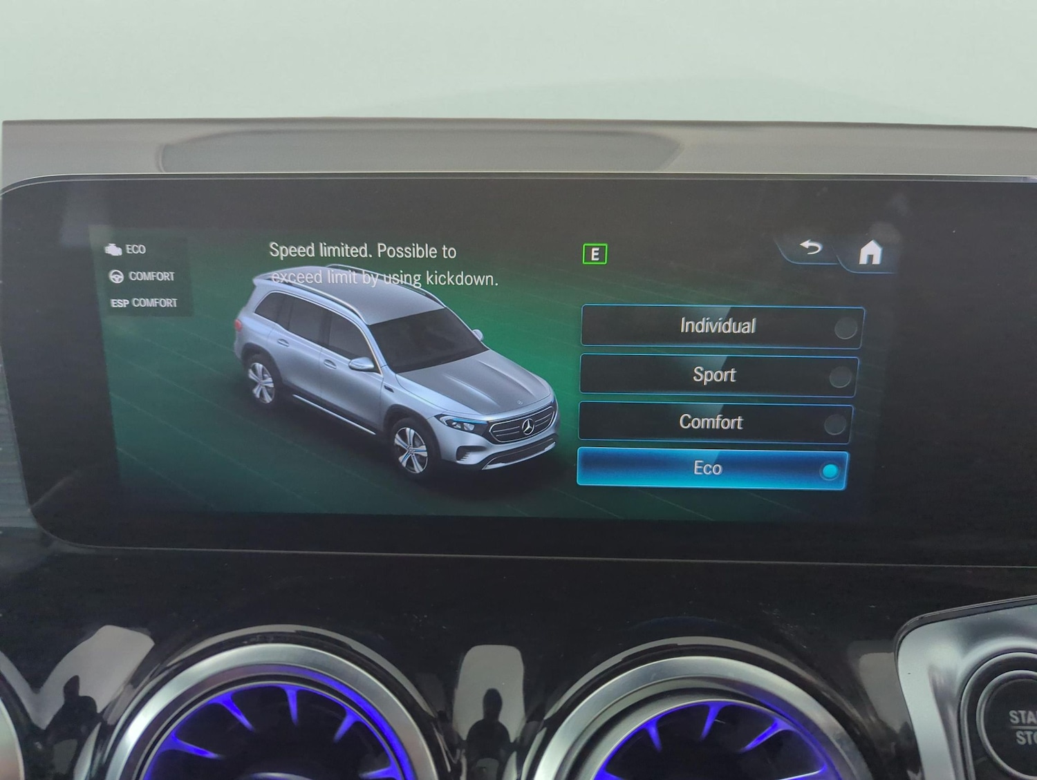 Used Mercedes-Benz EQB for sale - 77245925: Photo 19