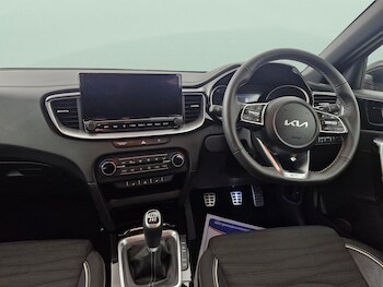 Used Kia Ceed 2025 for sale - 78159701: Photo