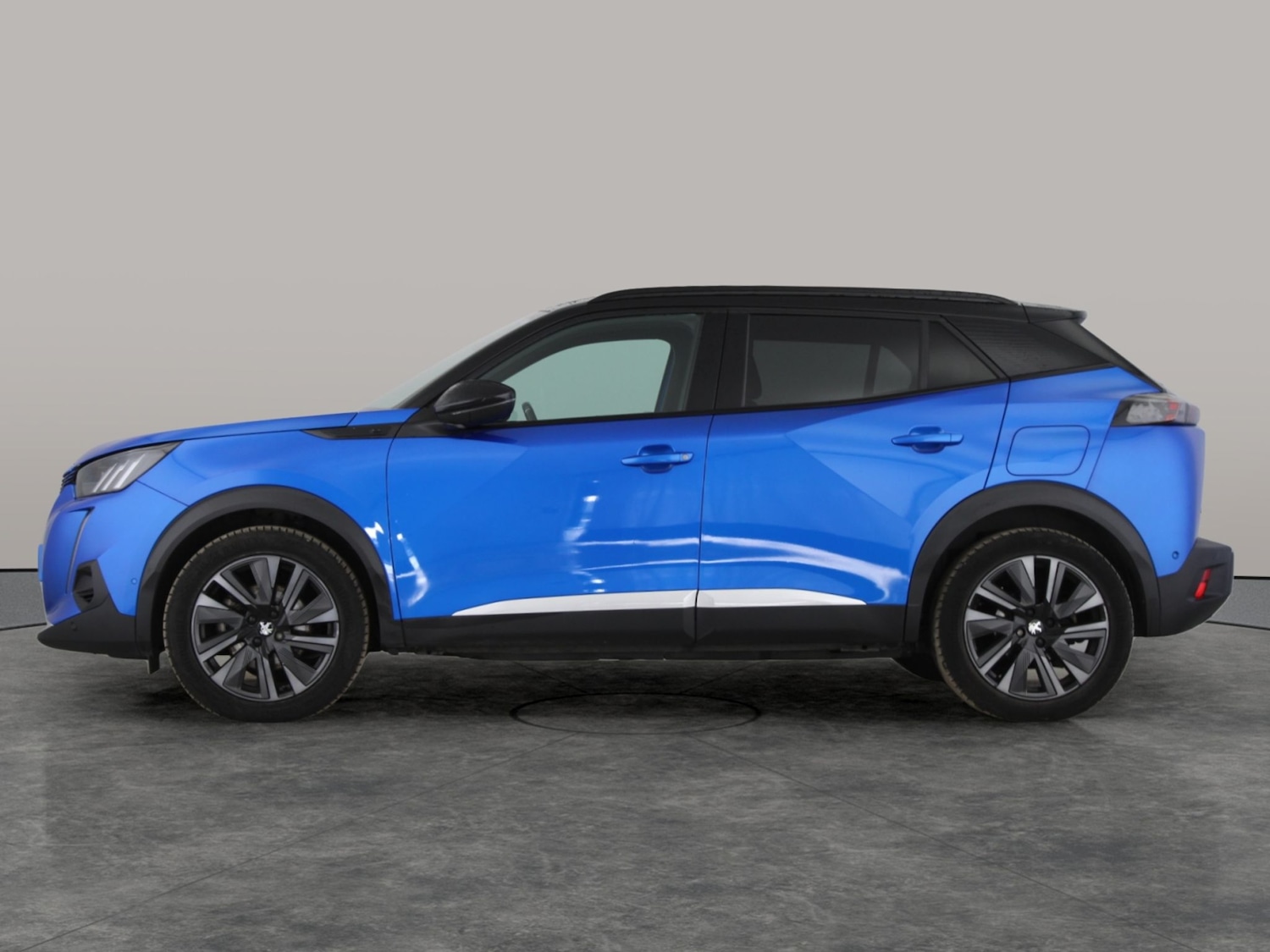 Used Peugeot E-2008 2020 for sale - 76707079: Photo 13