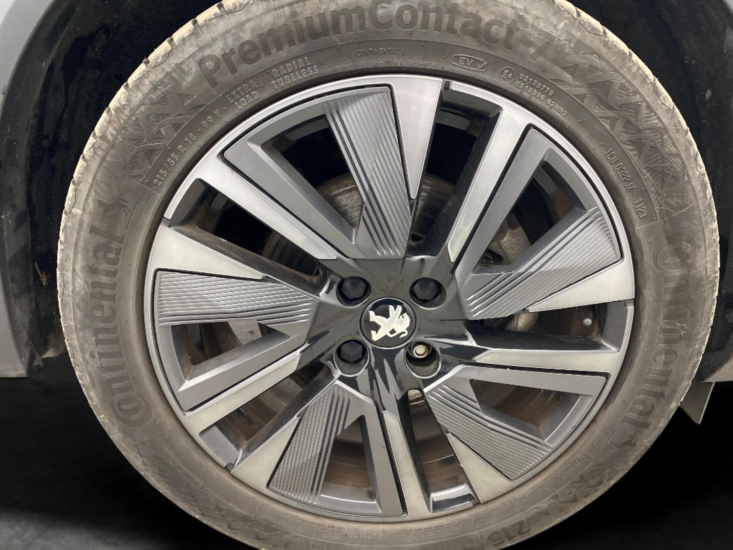 Used Peugeot E-2008 2020 for sale - 76707079: Photo 24