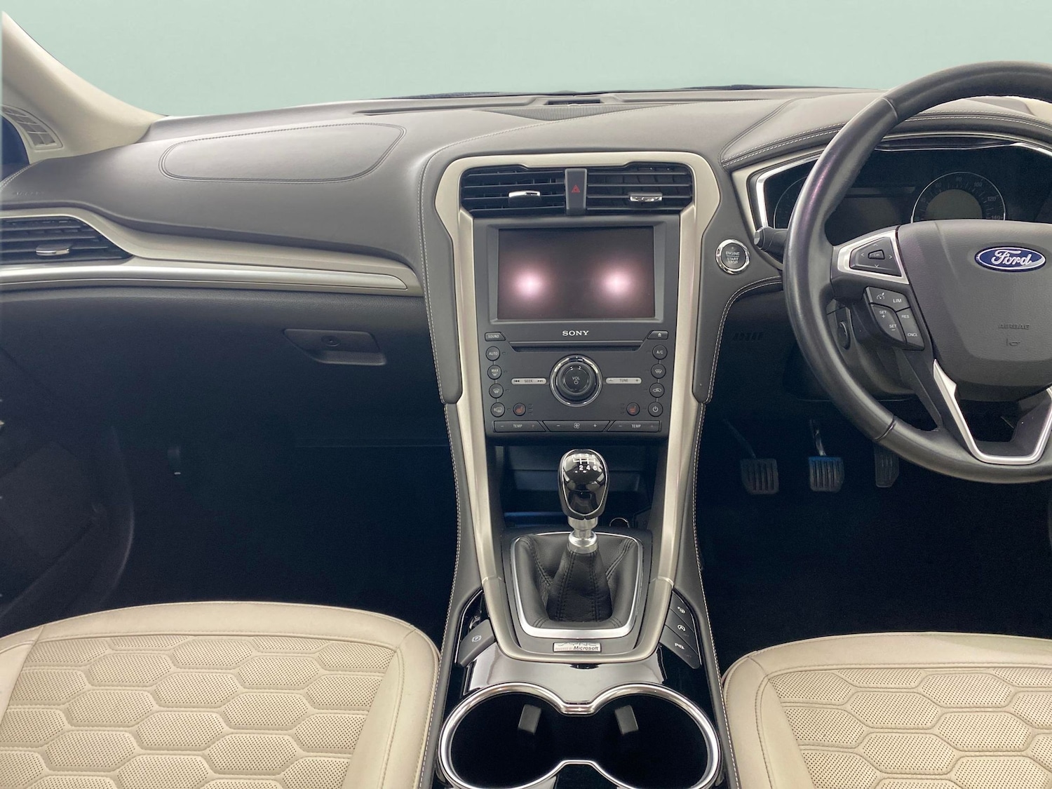 Used Ford Mondeo 2015 for sale - 76653022: Photo 4