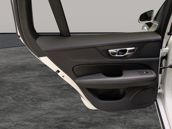 Used Volvo V60 2019 for sale - 76255753: Photo 33