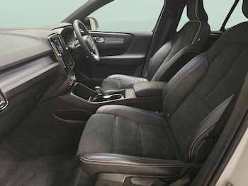 Used Volvo XC40 2021 for sale - 76757232: Photo