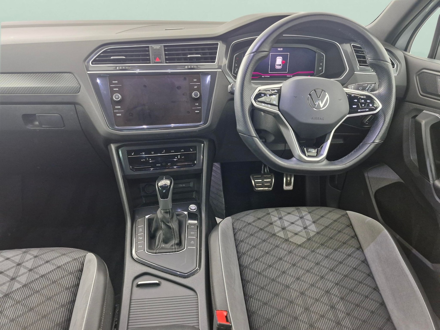 Used Volkswagen Tiguan 2023 for sale - 78178181: Photo 4
