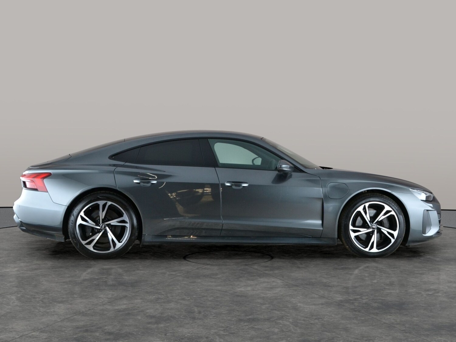 Used Audi e-tron GT for sale - 77810663: Photo 11