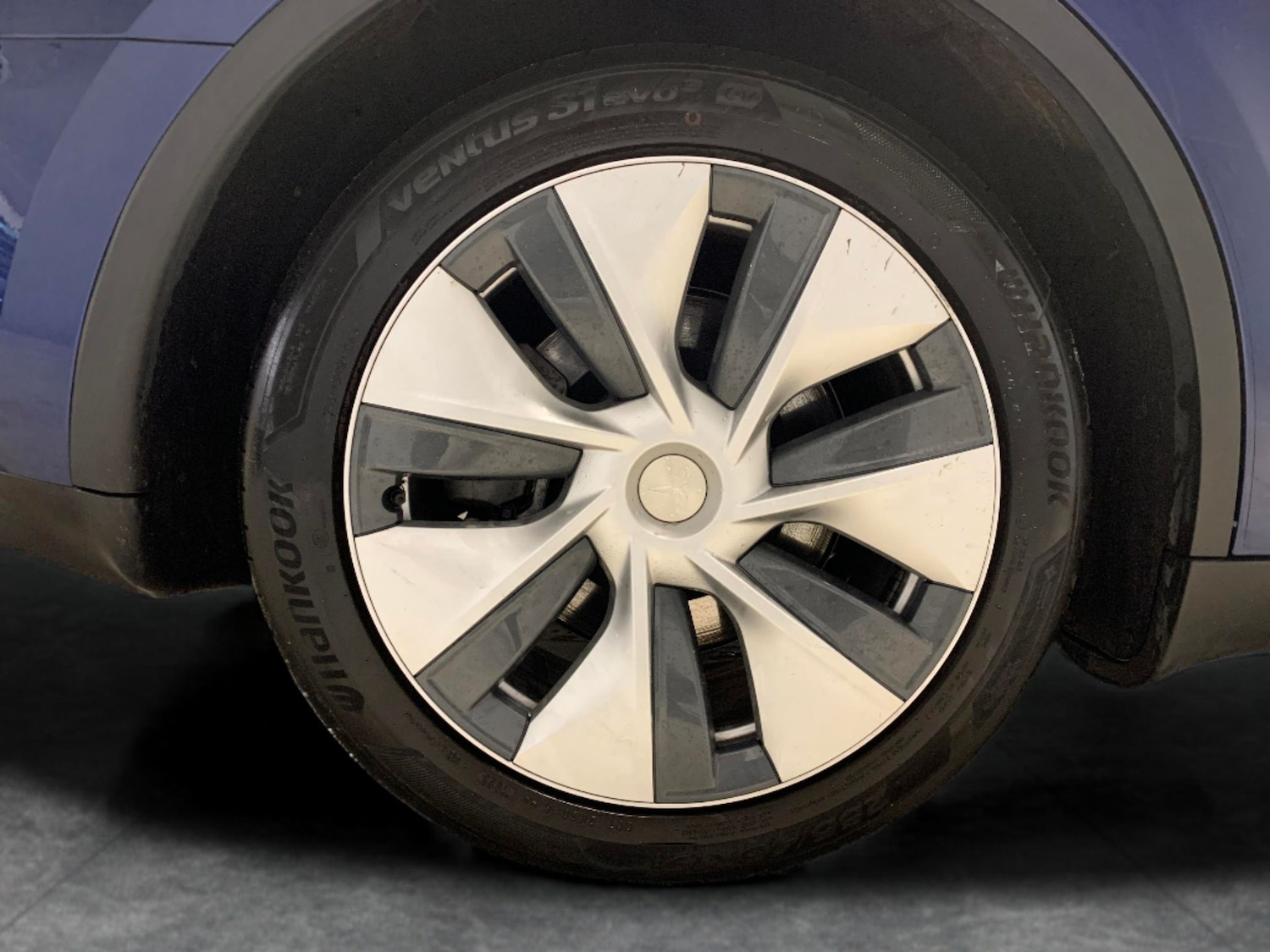 Used Tesla Model Y 2023 for sale - 77061946: Photo 24