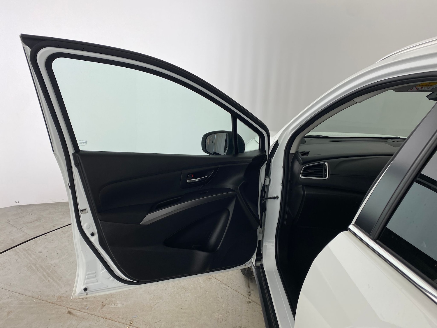 Used Suzuki SX4 S-Cross 2023 for sale - 77106302: Photo 23