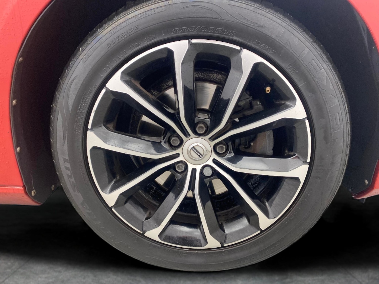 Used Volvo V60 2018 for sale - 76159385: Photo 33