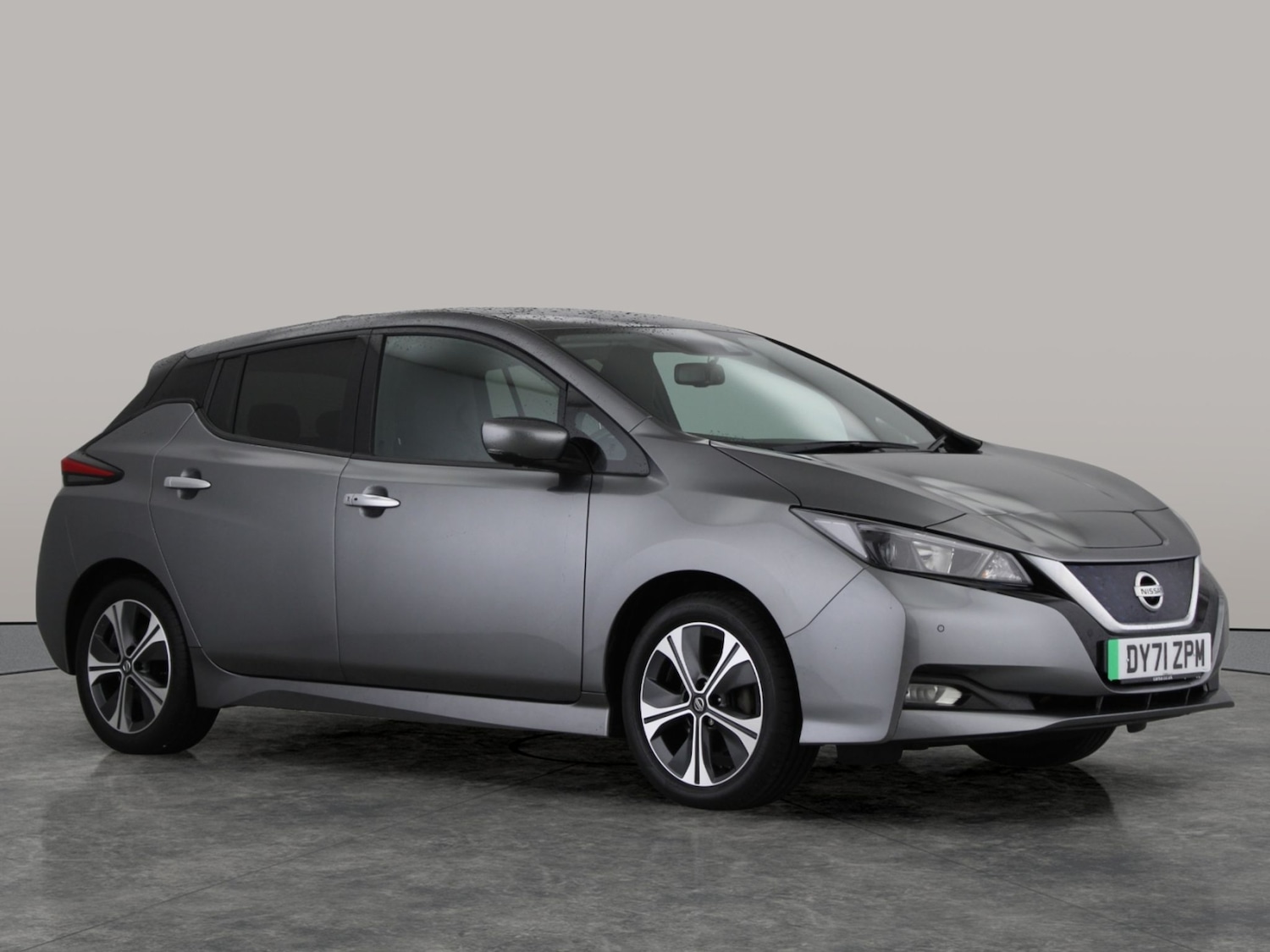 Used Nissan Leaf 2021 for sale - 76661502: Photo 8