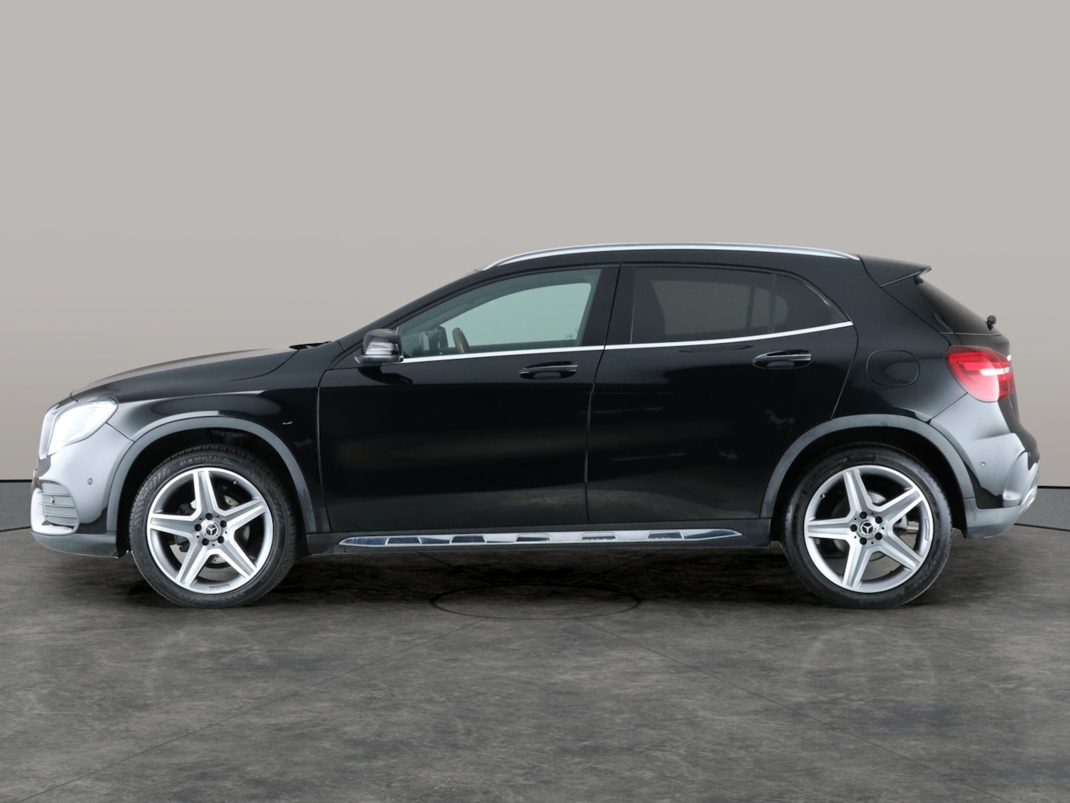 Used Mercedes-Benz GLA 2019 for sale - 76450106: Photo 19