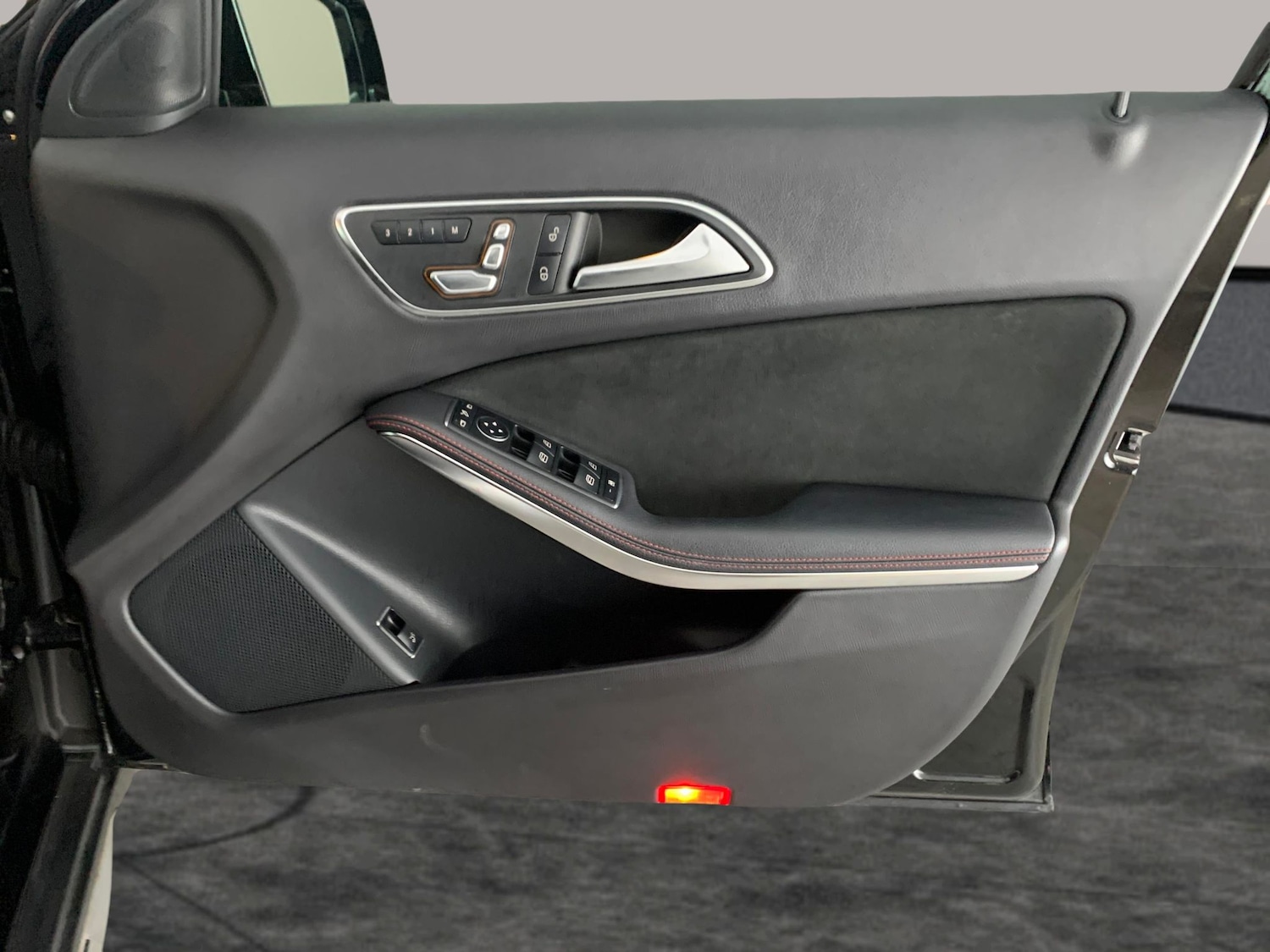 Used Mercedes-Benz GLA 2019 for sale - 76450106: Photo 38