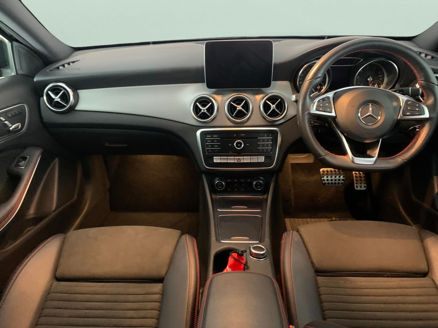 Used Mercedes-Benz GLA 2019 for sale - 76450106: Photo 4