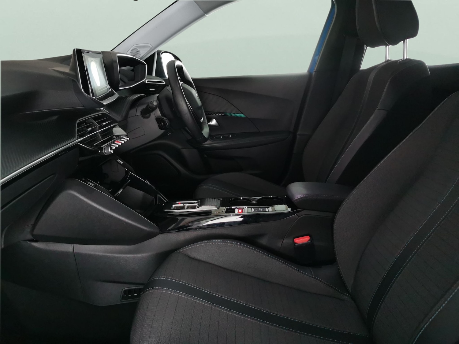 Used Peugeot 2008 2022 for sale - 77262116: Photo 4