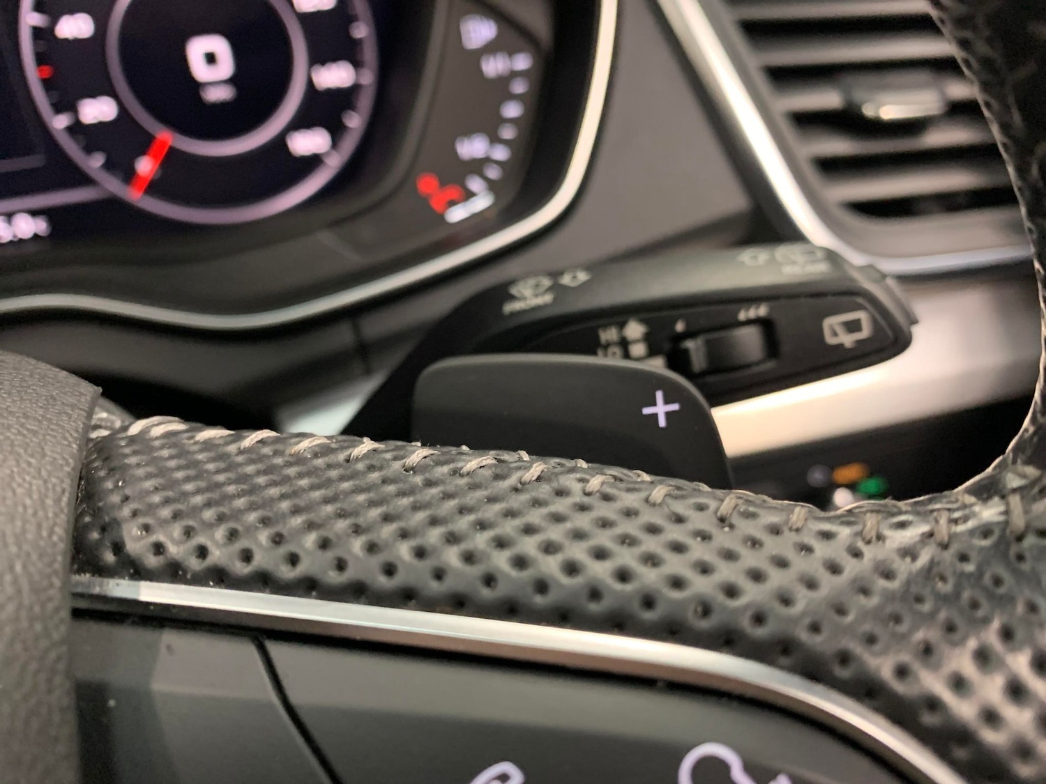 Used Audi Q5 2019 for sale - 76984529: Photo 19