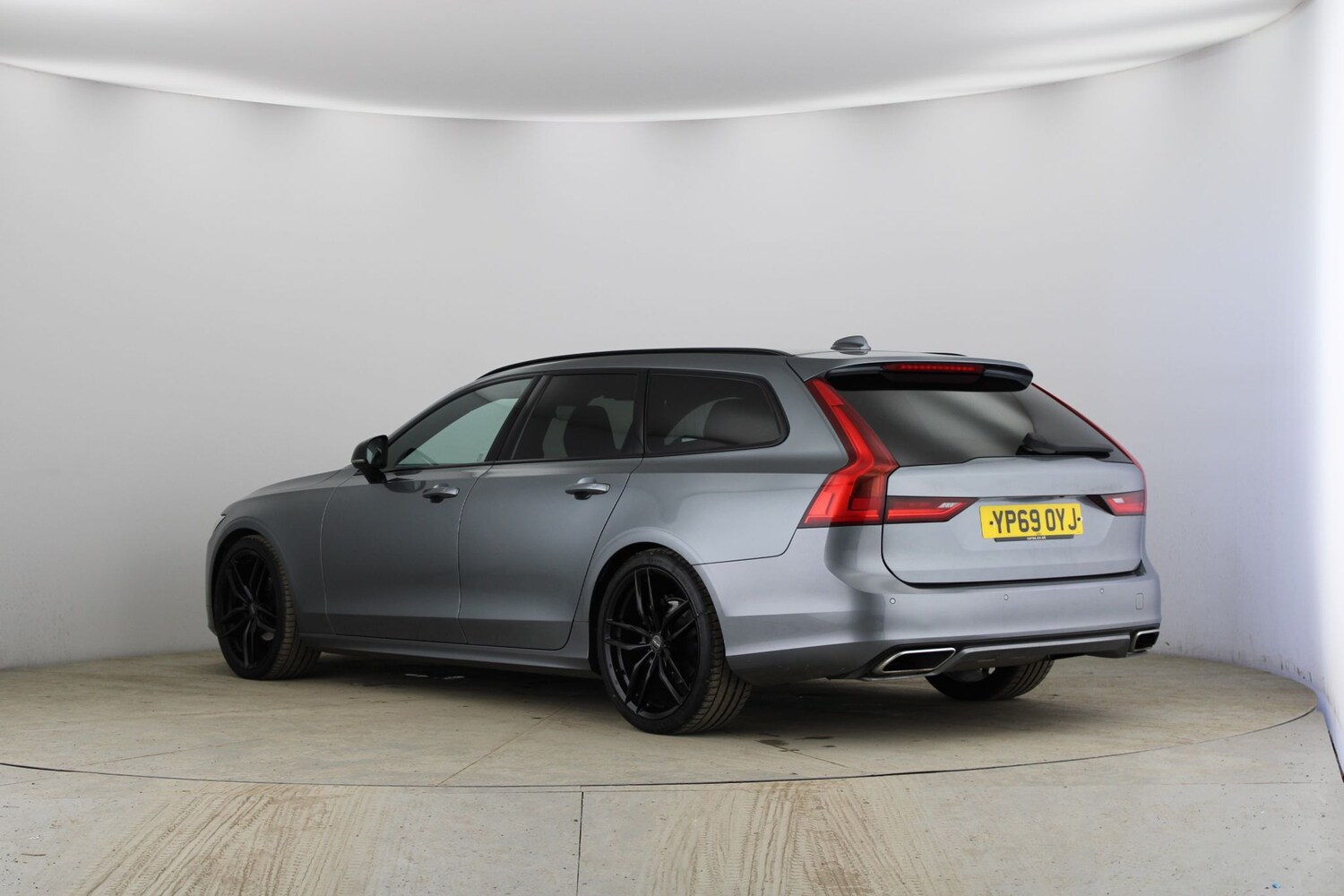 Used Volvo V90 2019 for sale - 77581862: Photo 11