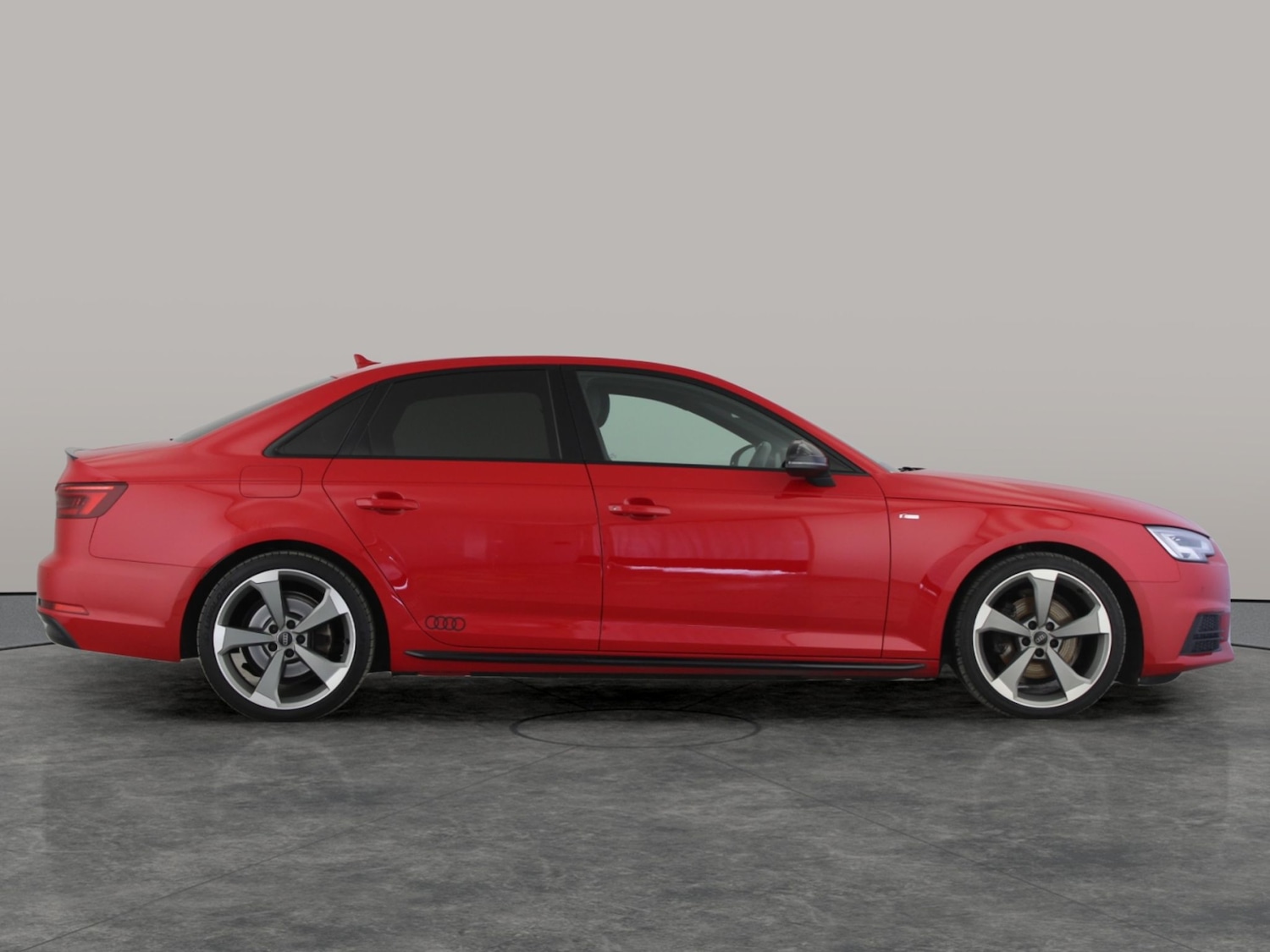 Used Audi A4 2018 for sale - 76105242: Photo 8