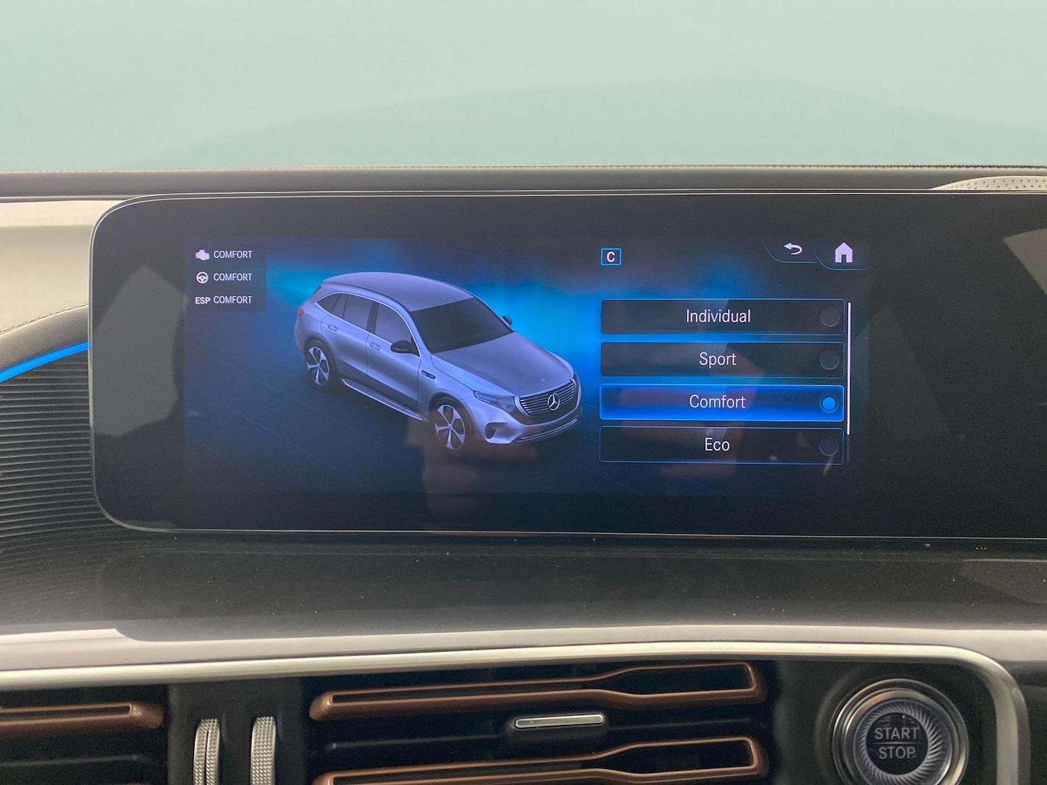 Used Mercedes-Benz EQC 2022 for sale - 76616000: Photo 16