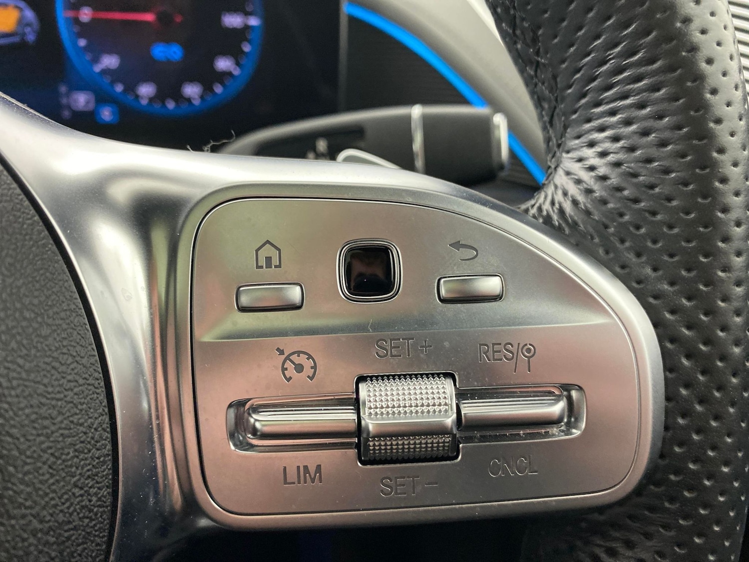 Used Mercedes-Benz EQC 2022 for sale - 76616000: Photo 20