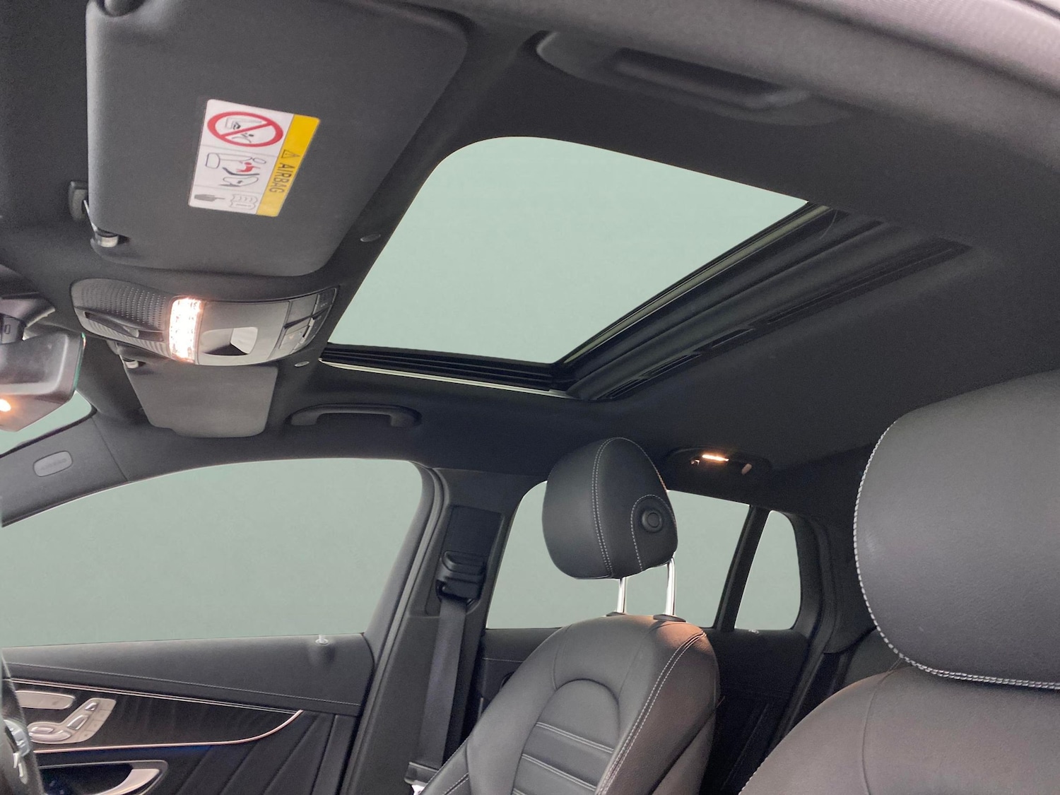 Used Mercedes-Benz EQC 2022 for sale - 76616000: Photo 5