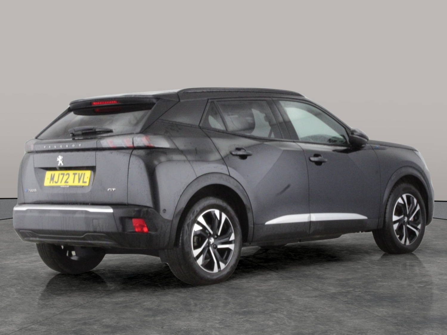 Used Peugeot E-2008 2022 for sale - 77529919: Photo 10